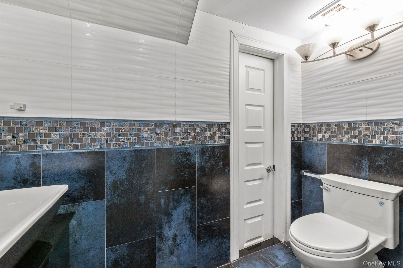 Single Family Lanett Avenue  Queens, NY 11691, MLS-960134-16