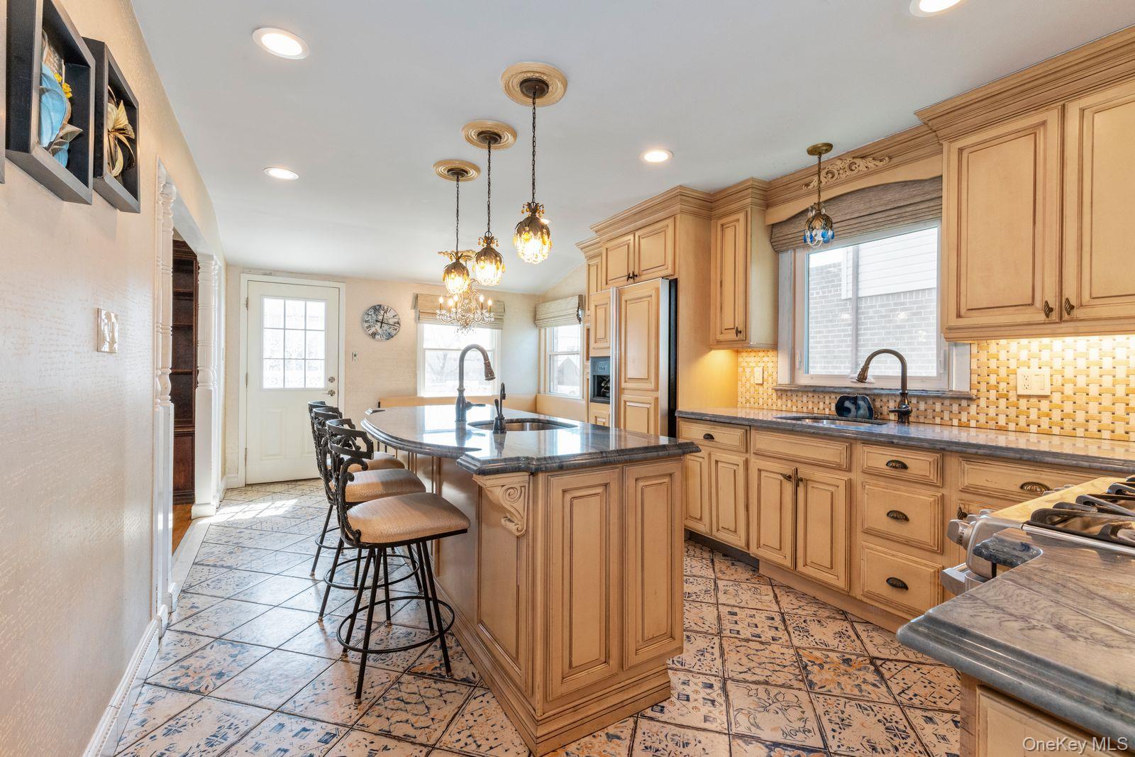 Single Family Lanett Avenue  Queens, NY 11691, MLS-960134-4
