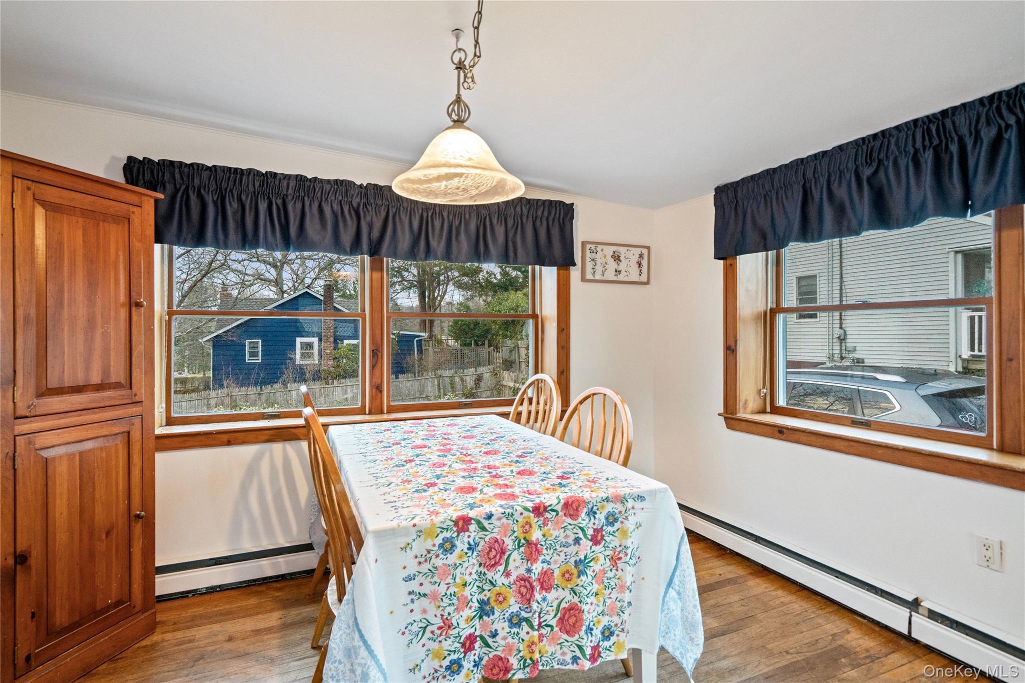 Single Family Lookout  Suffolk County, NY 11789, MLS-960147-10