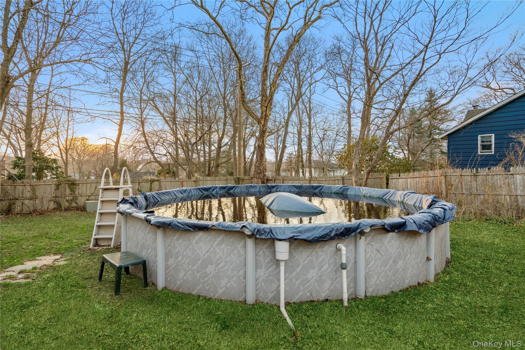 Single Family Lookout  Suffolk County, NY 11789, MLS-960147-31