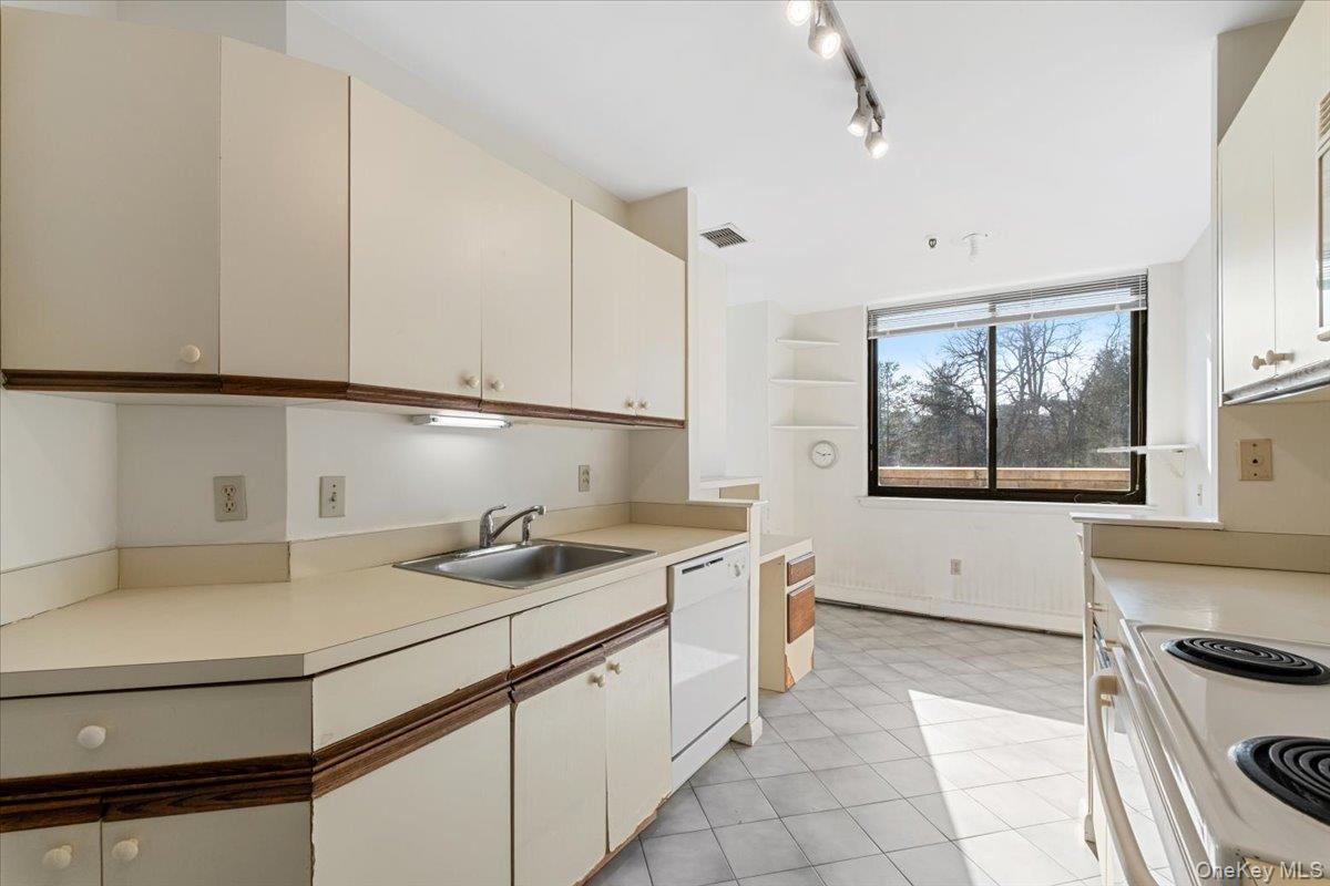 Condo Rockledge Westchester County, NY 10601, MLS-960153-6