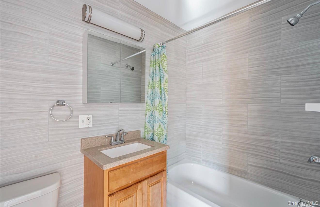 Single Family Jewel Brooklyn, NY 11222, MLS-960154-24