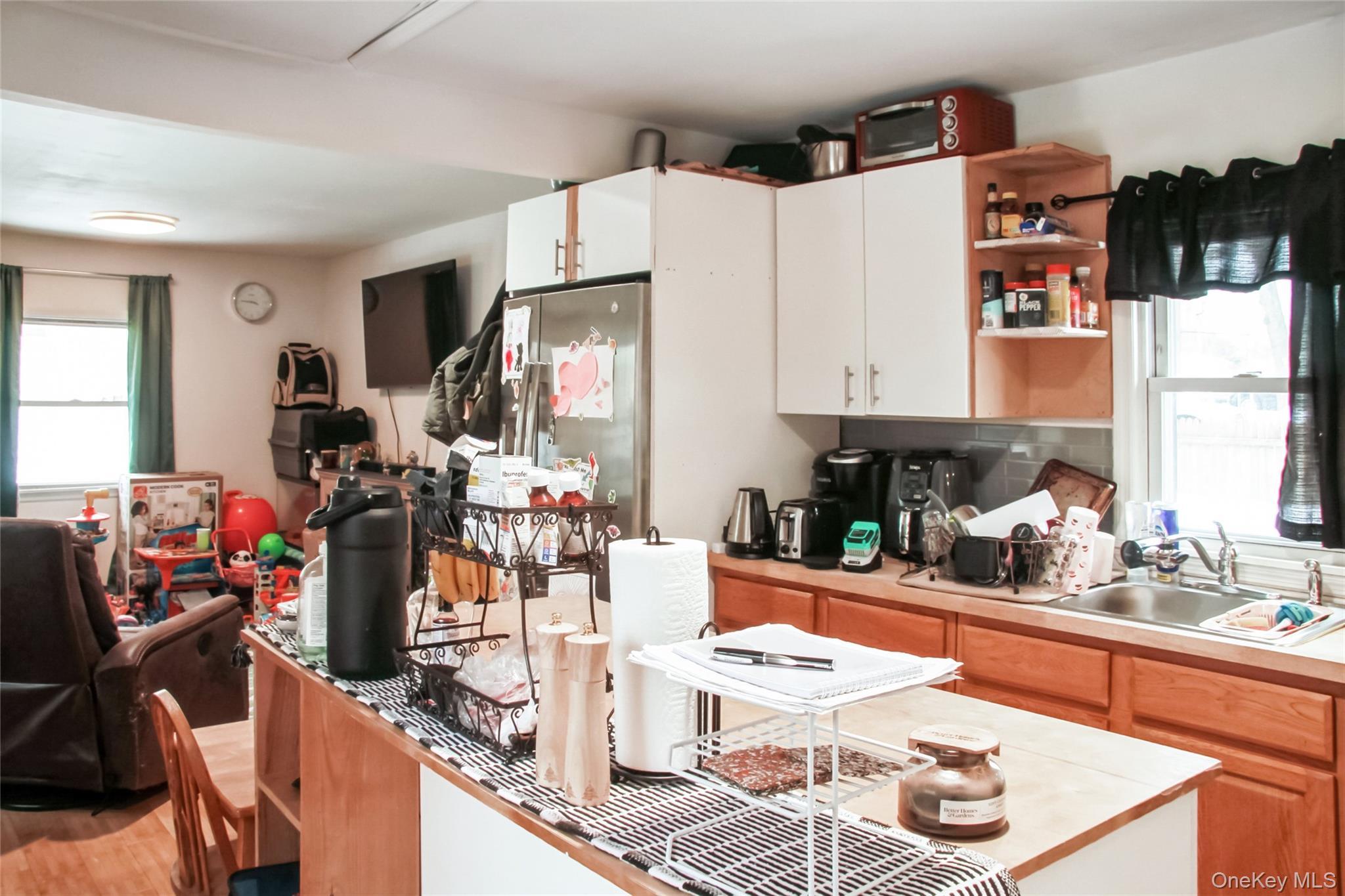 Single Family State  Suffolk County, NY 11798, MLS-960164-10