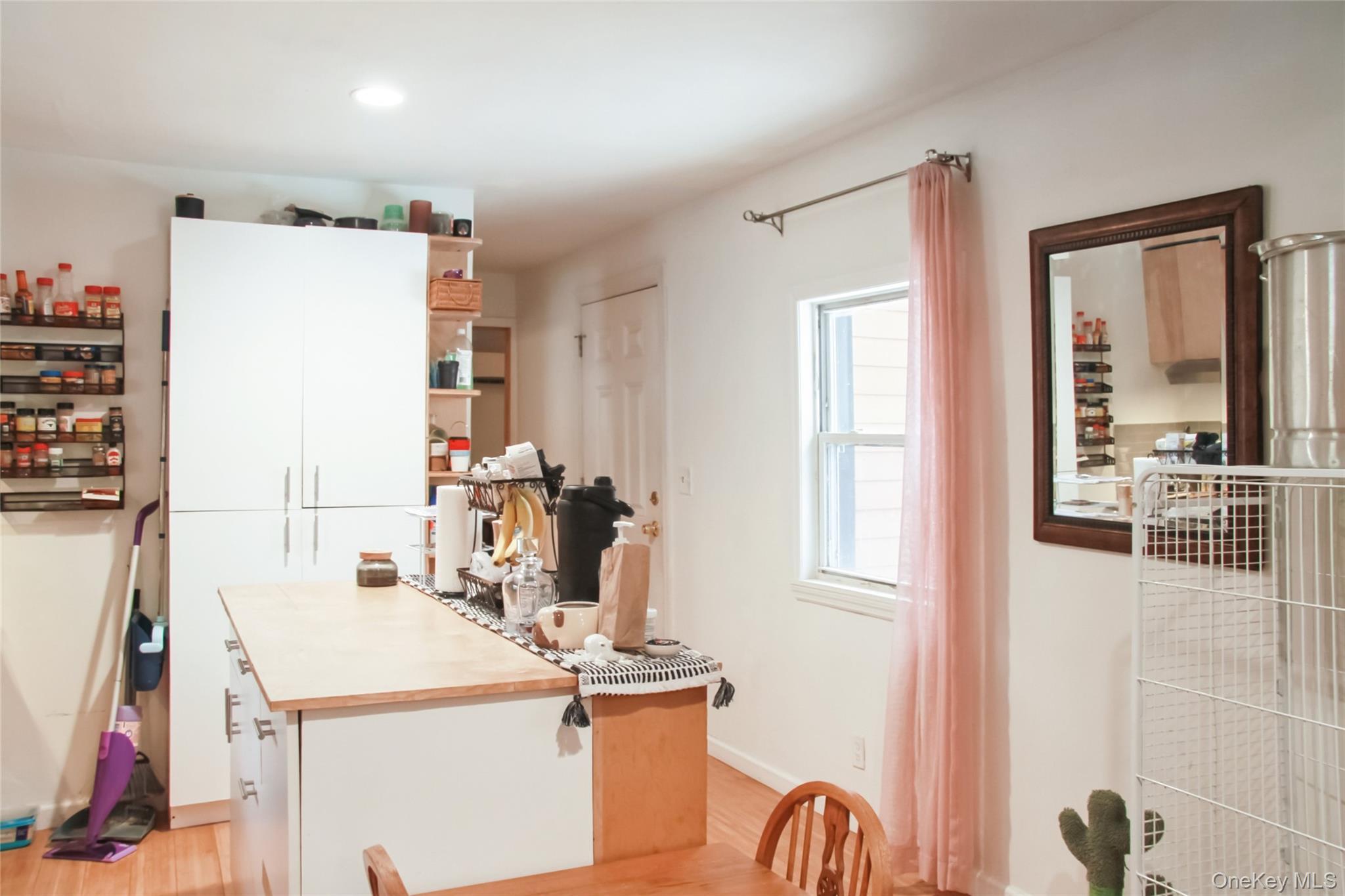 Single Family State  Suffolk County, NY 11798, MLS-960164-18