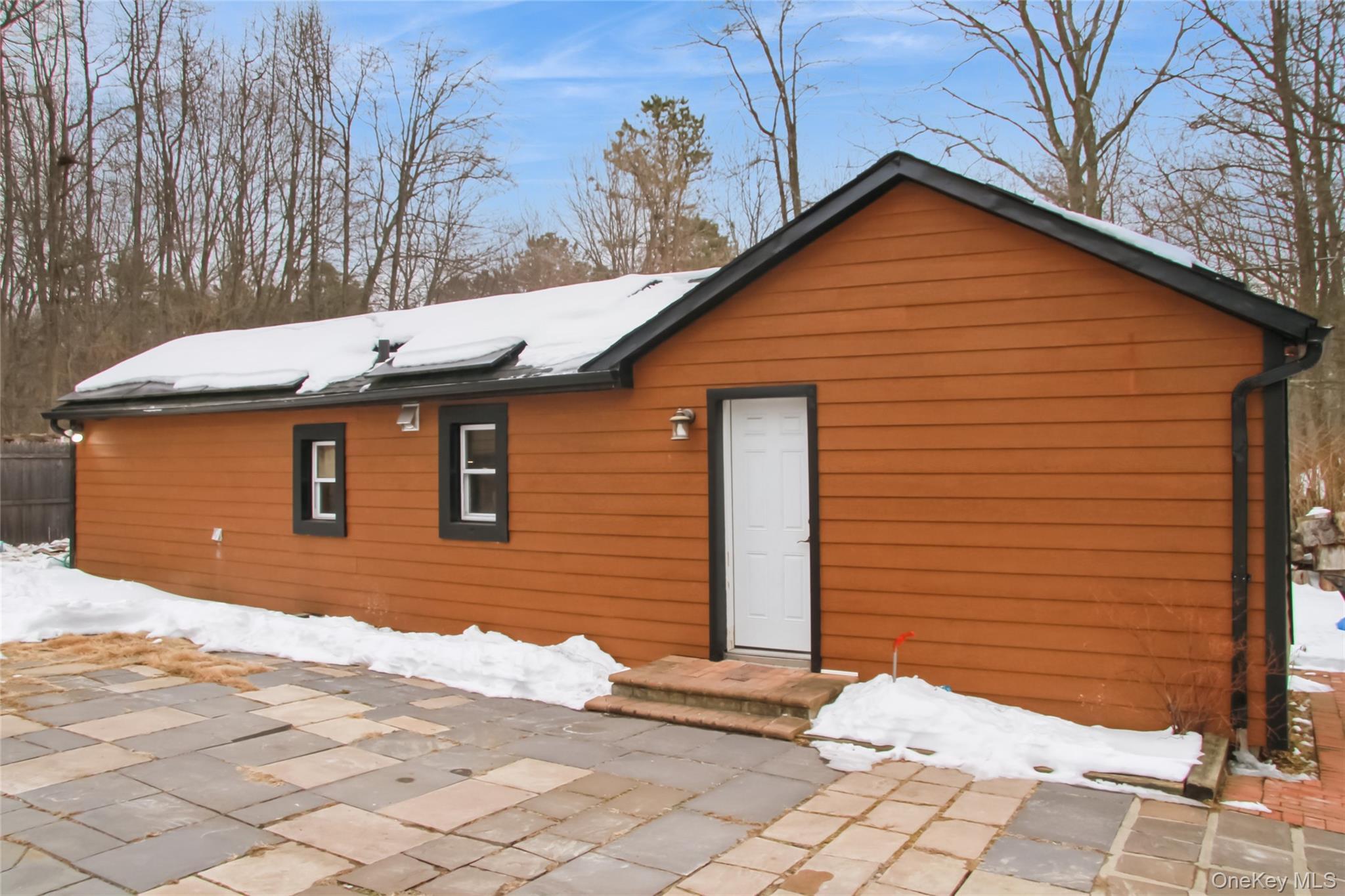 Single Family State  Suffolk County, NY 11798, MLS-960164-2