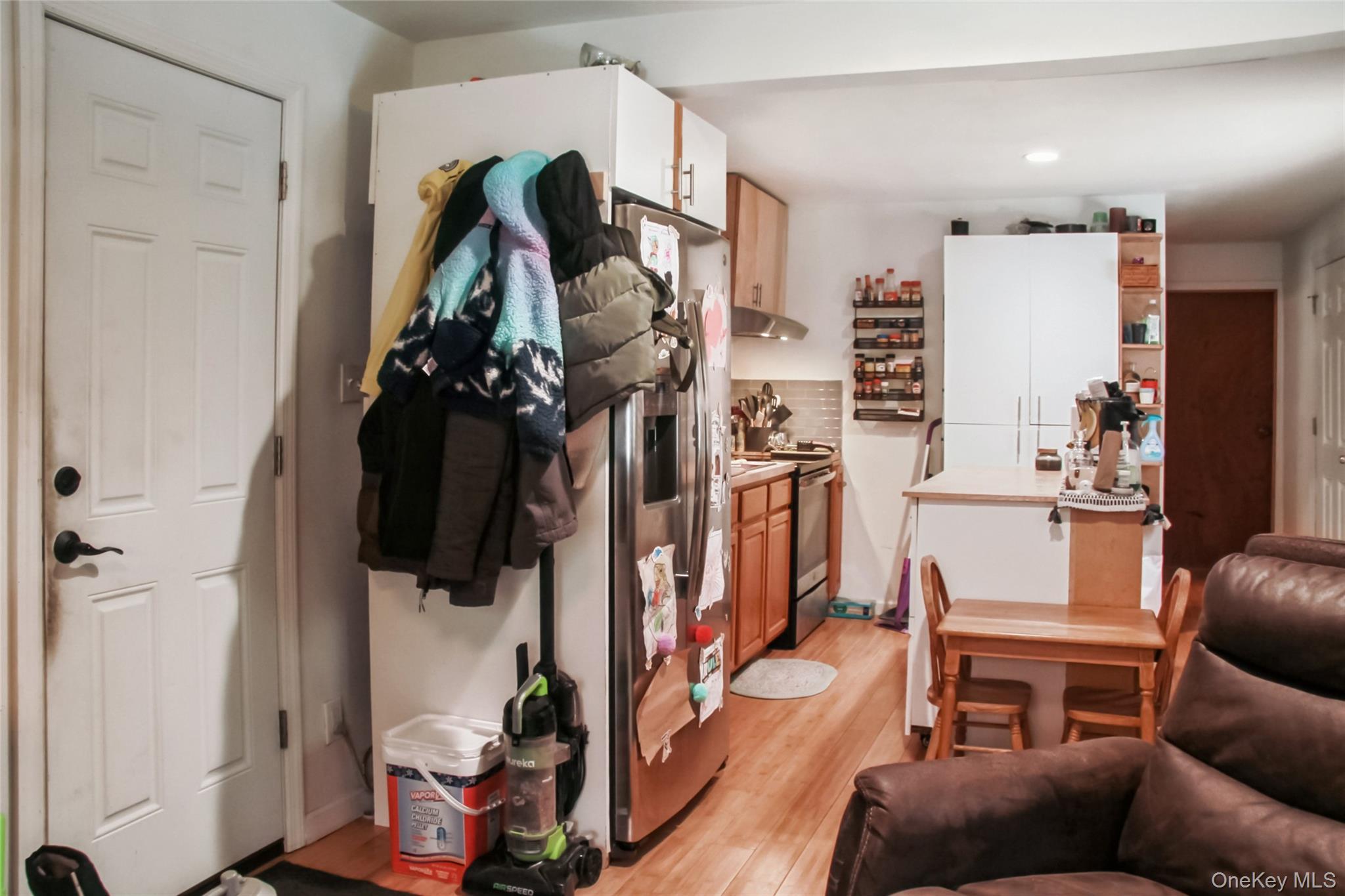 Single Family State  Suffolk County, NY 11798, MLS-960164-7