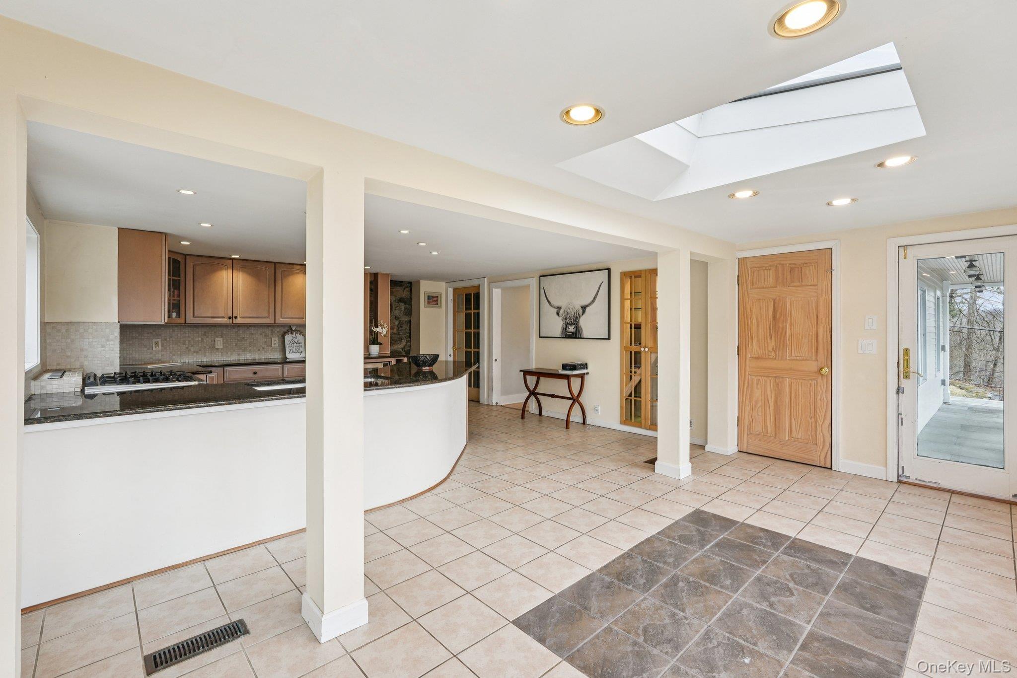 Single Family Juengstville  Westchester County, NY 10519, MLS-960175-16
