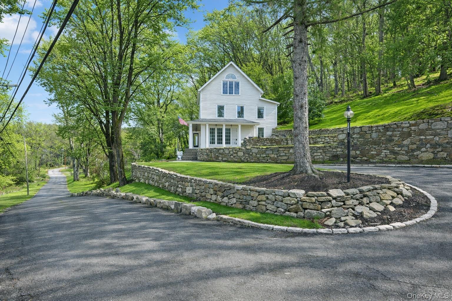 Single Family Juengstville  Westchester County, NY 10519, MLS-960175-3