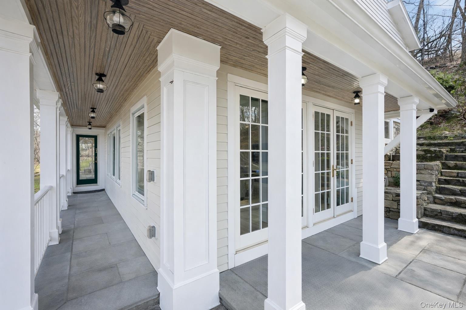 Single Family Juengstville  Westchester County, NY 10519, MLS-960175-5