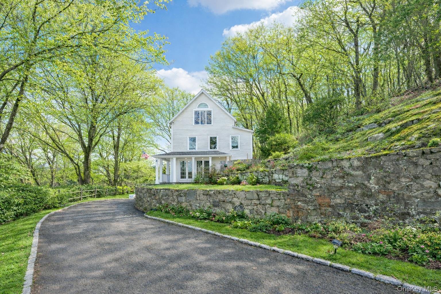 Single Family Juengstville  Westchester County, NY 10519, MLS-960175-6