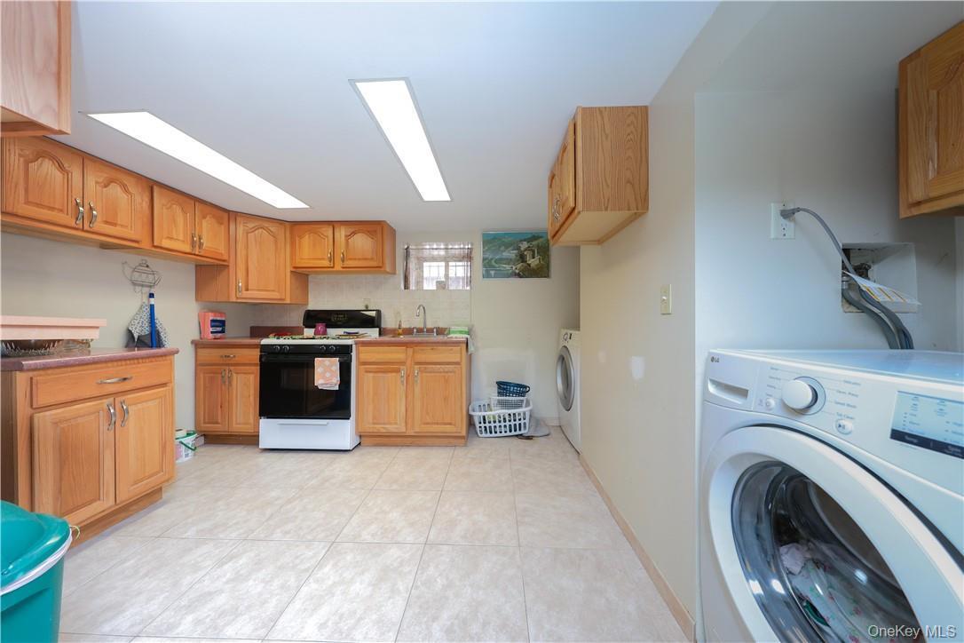 Single Family Bay Ridge  Brooklyn, NY 11228, MLS-960176-31