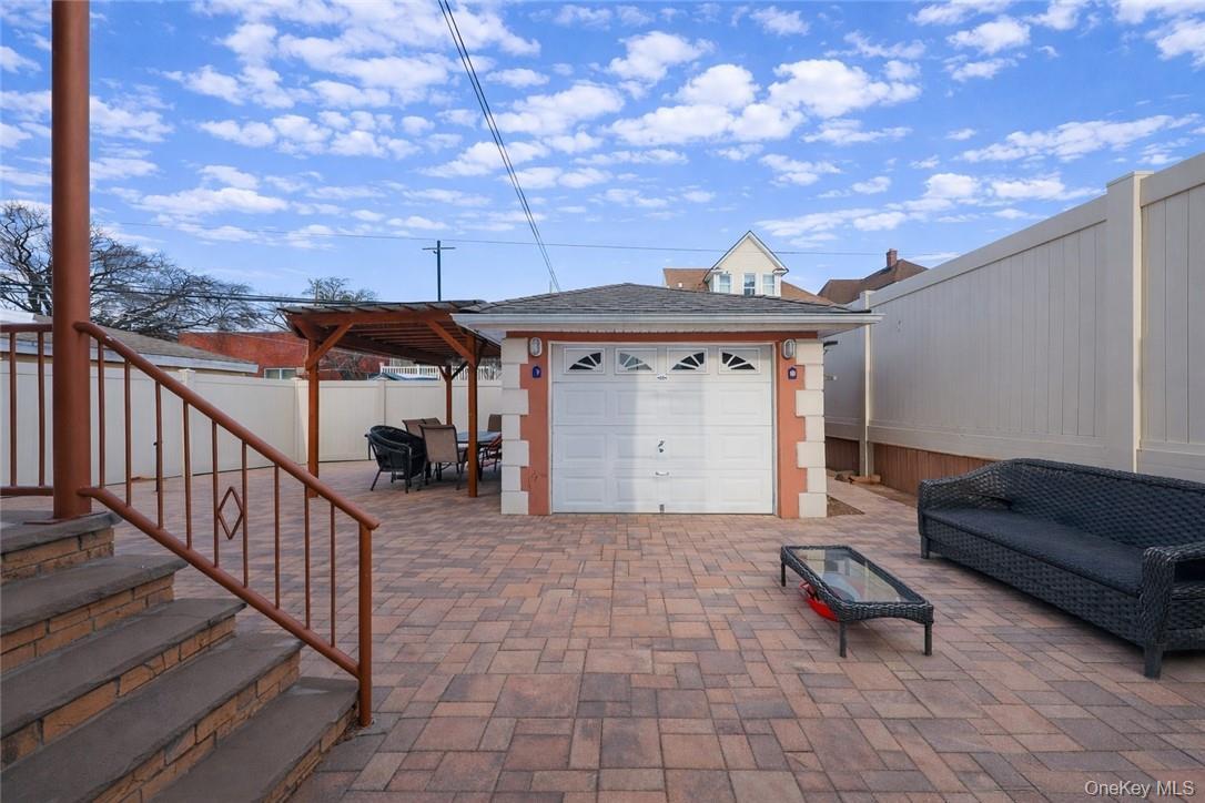 Single Family Bay Ridge  Brooklyn, NY 11228, MLS-960176-37