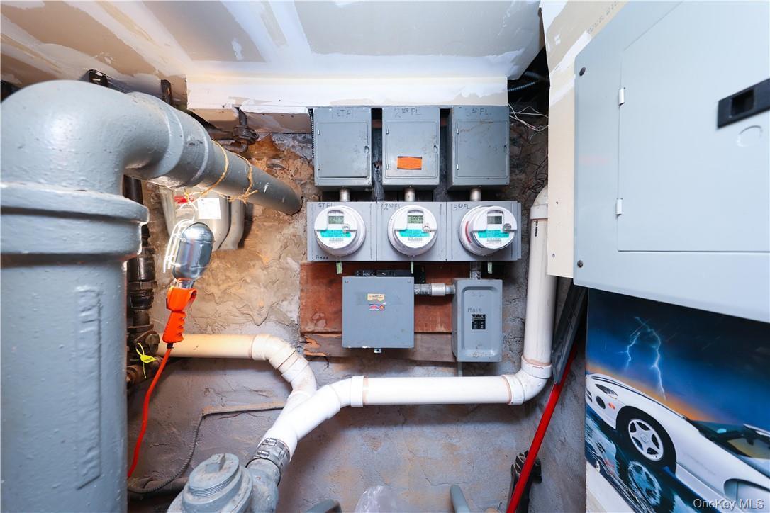 Single Family Bay Ridge  Brooklyn, NY 11228, MLS-960176-41