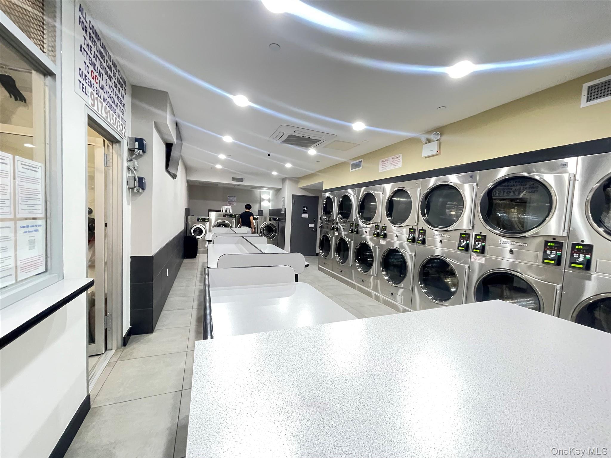 Condo Queens  Queens, NY 11377, MLS-960196-20