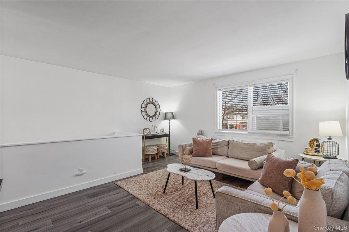 Coop Bell  Queens, NY 11364, MLS-960198-12