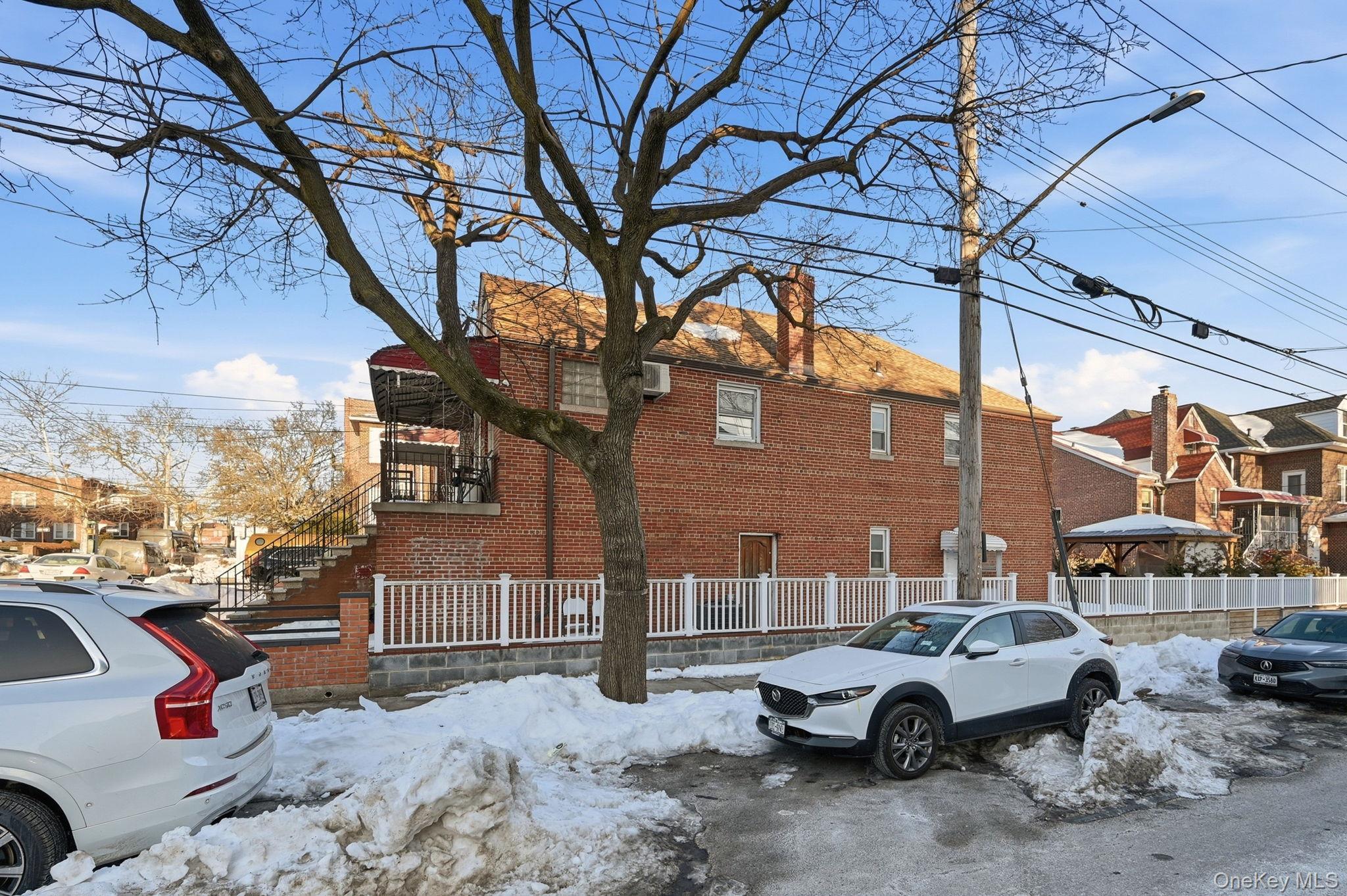 Single Family Neill  Bronx, NY 10461, MLS-960227-36