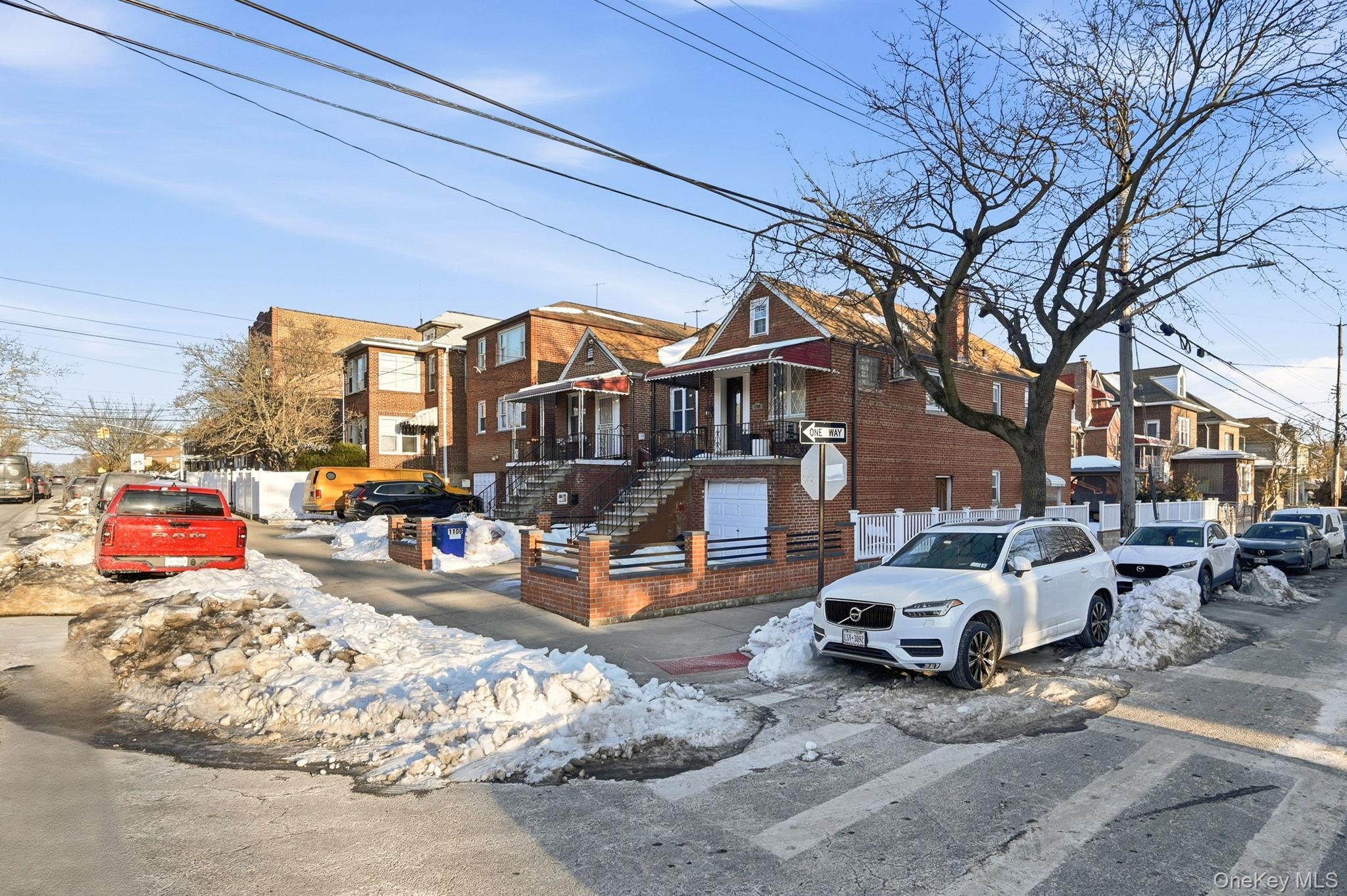 Single Family Neill  Bronx, NY 10461, MLS-960227-37