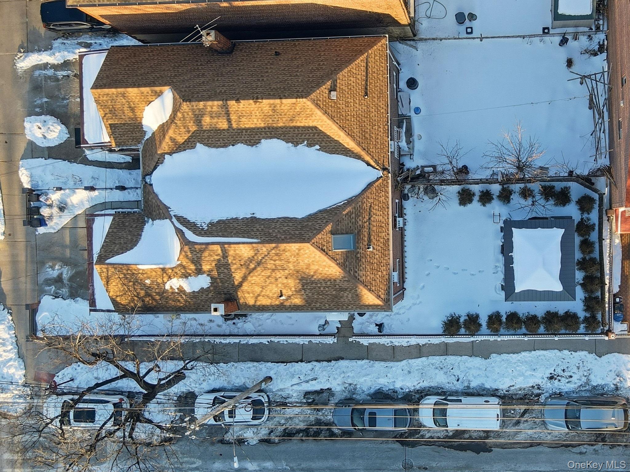 Single Family Neill  Bronx, NY 10461, MLS-960227-40