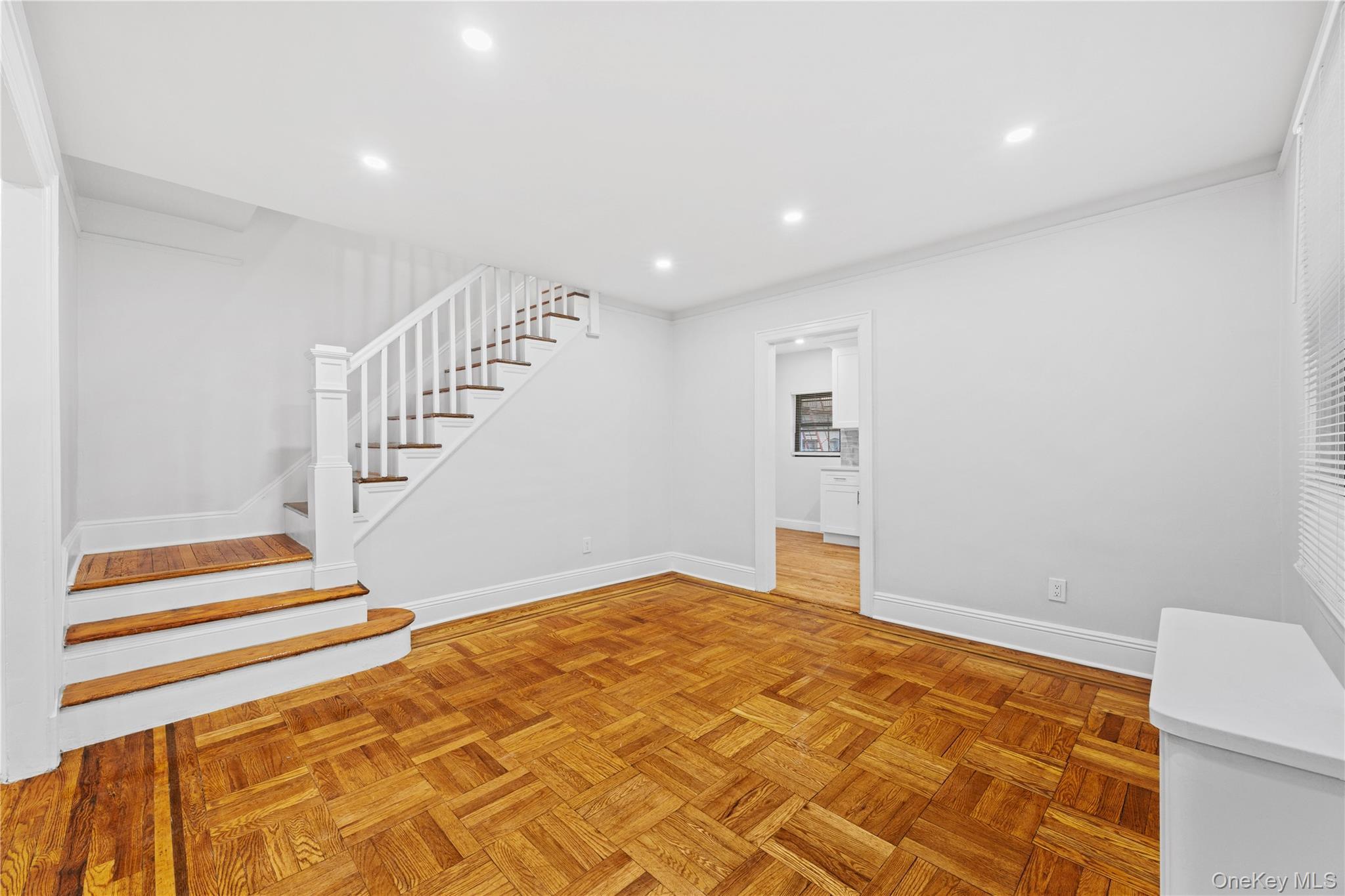 Single Family Saint Paul  Bronx, NY 10461, MLS-960239-10