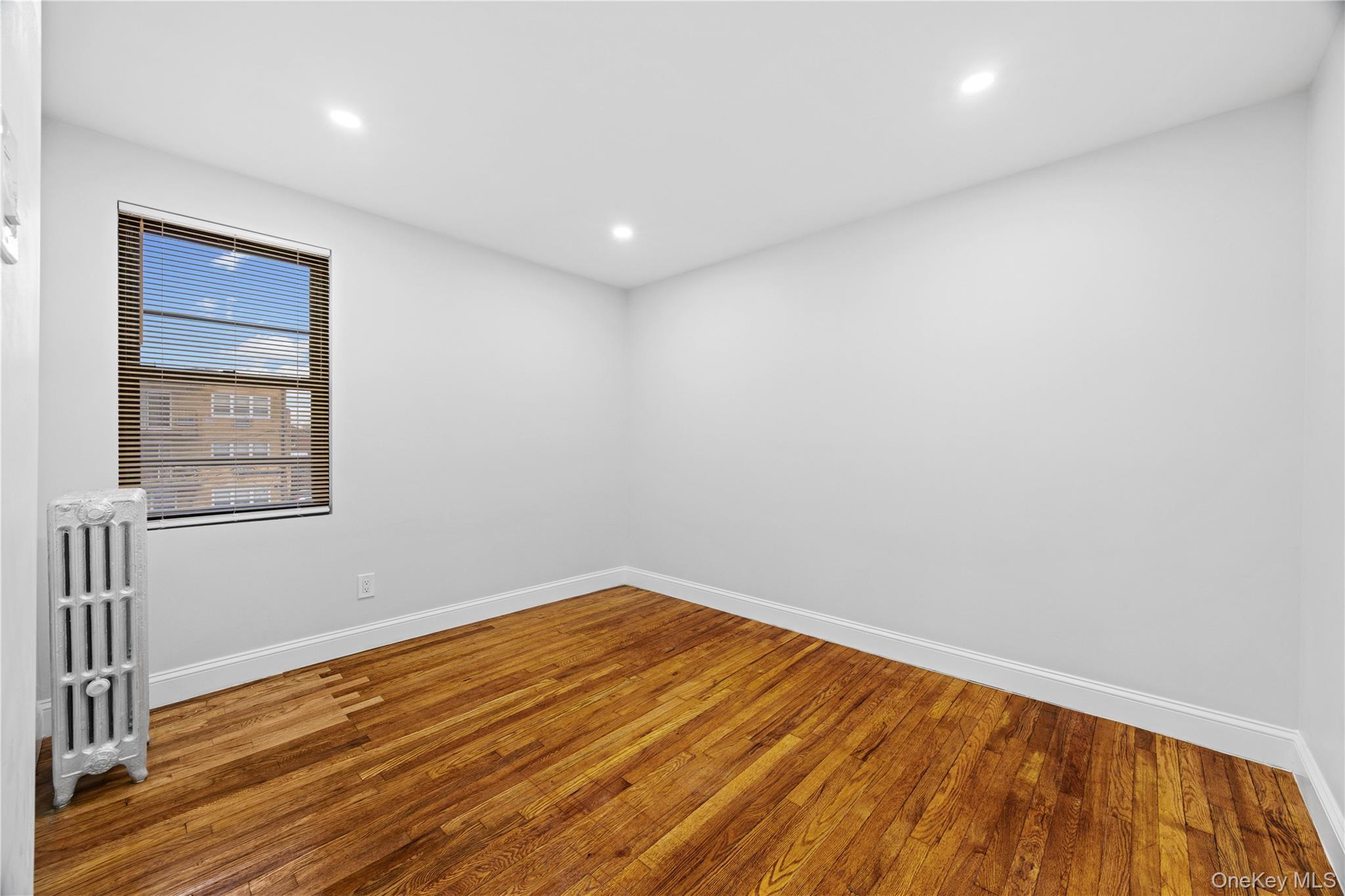 Single Family Saint Paul  Bronx, NY 10461, MLS-960239-14