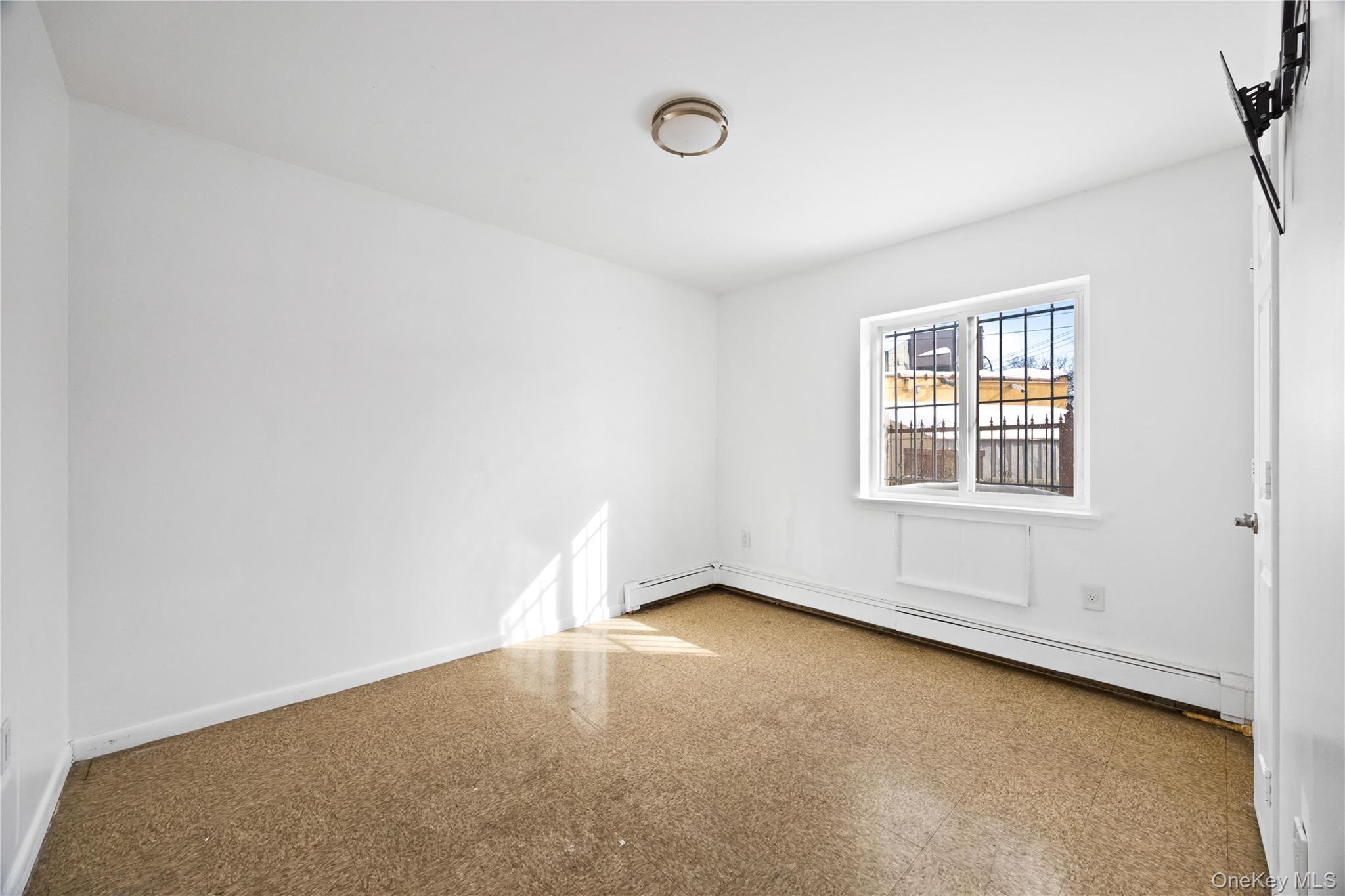 Single Family Burke  Bronx, NY 10469, MLS-960241-11