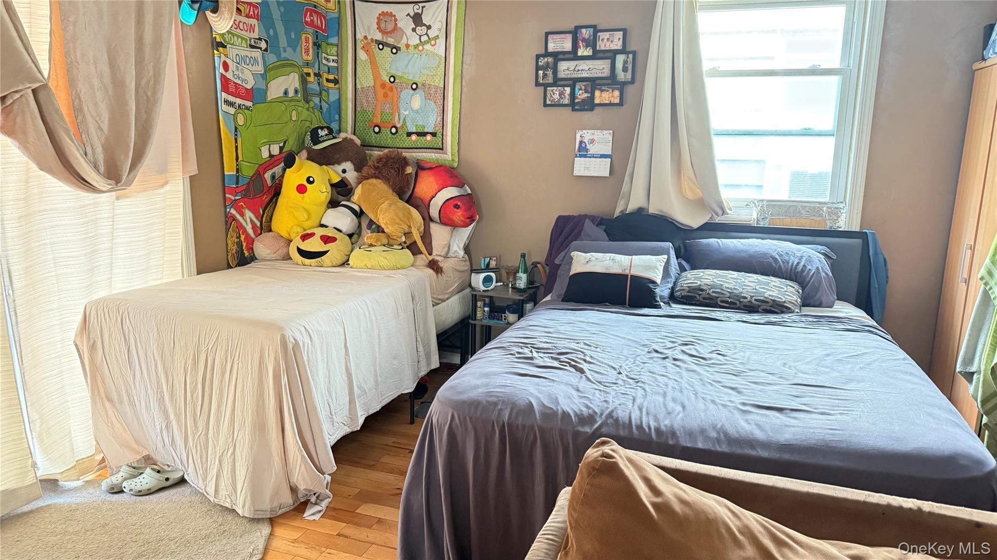 Single Family 58th  Queens, NY 11378, MLS-960247-9