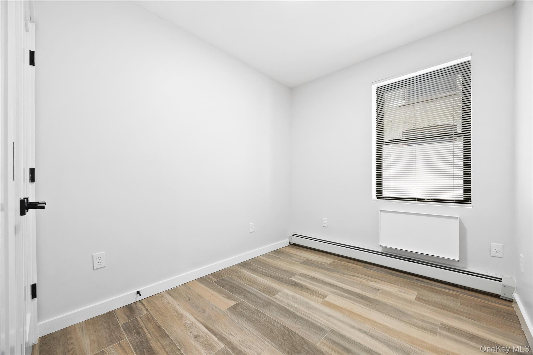 Single Family Morris Park  Bronx, NY 10460, MLS-960252-23
