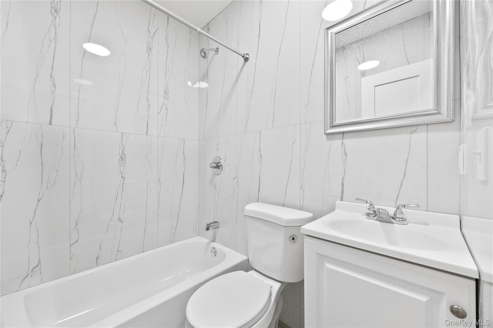 Single Family Morris Park  Bronx, NY 10460, MLS-960252-31