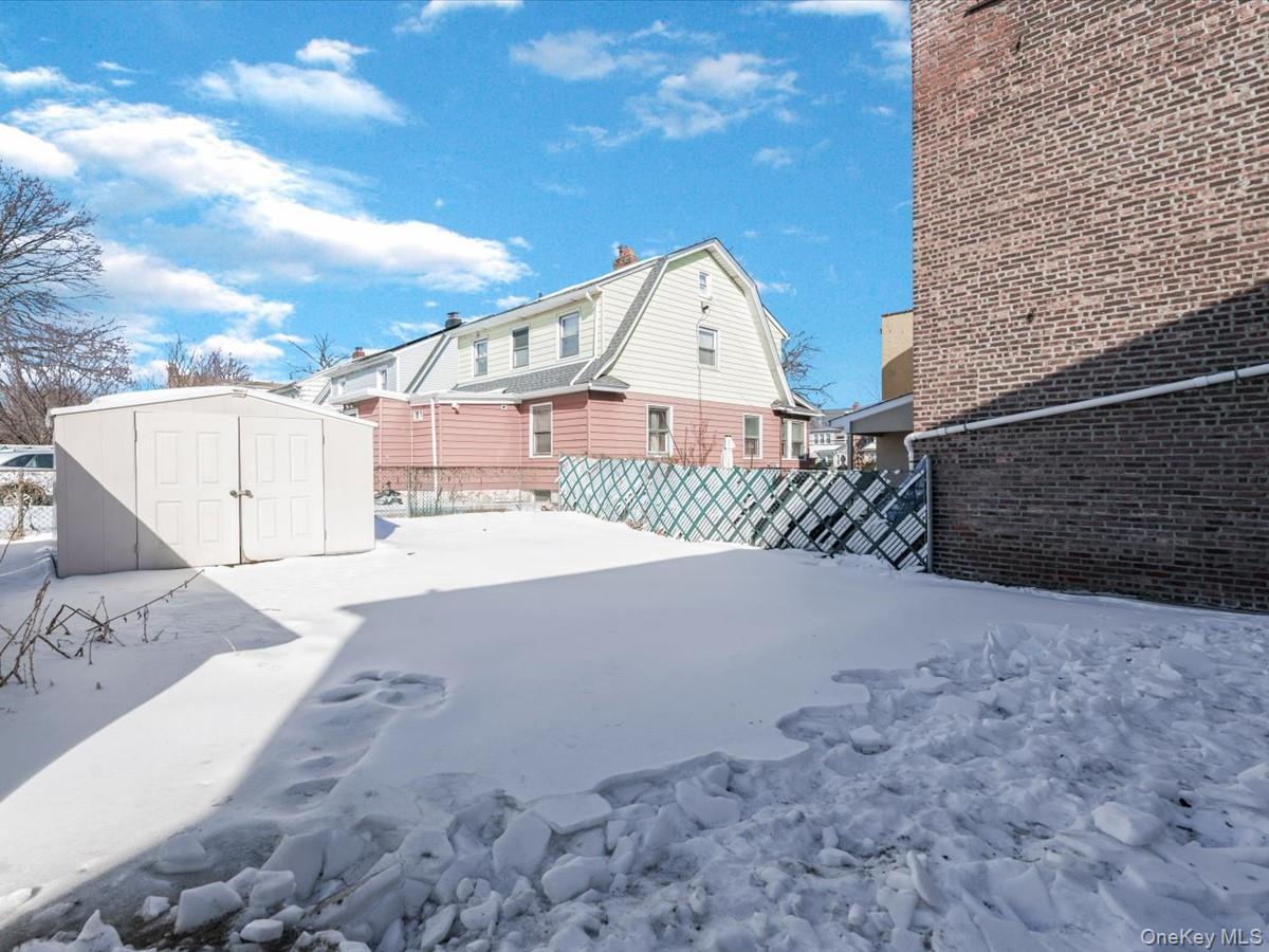 Single Family Hollis  Queens, NY 11429, MLS-960255-21