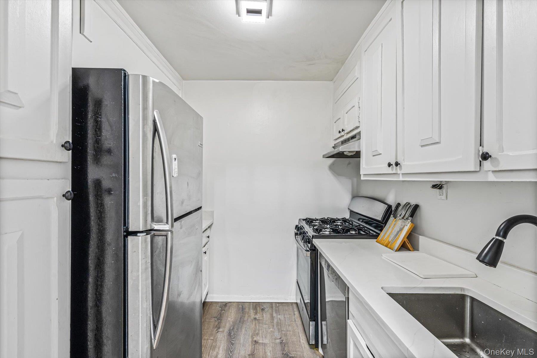 Coop Shore  Nassau County, NY 11561, MLS-960266-9