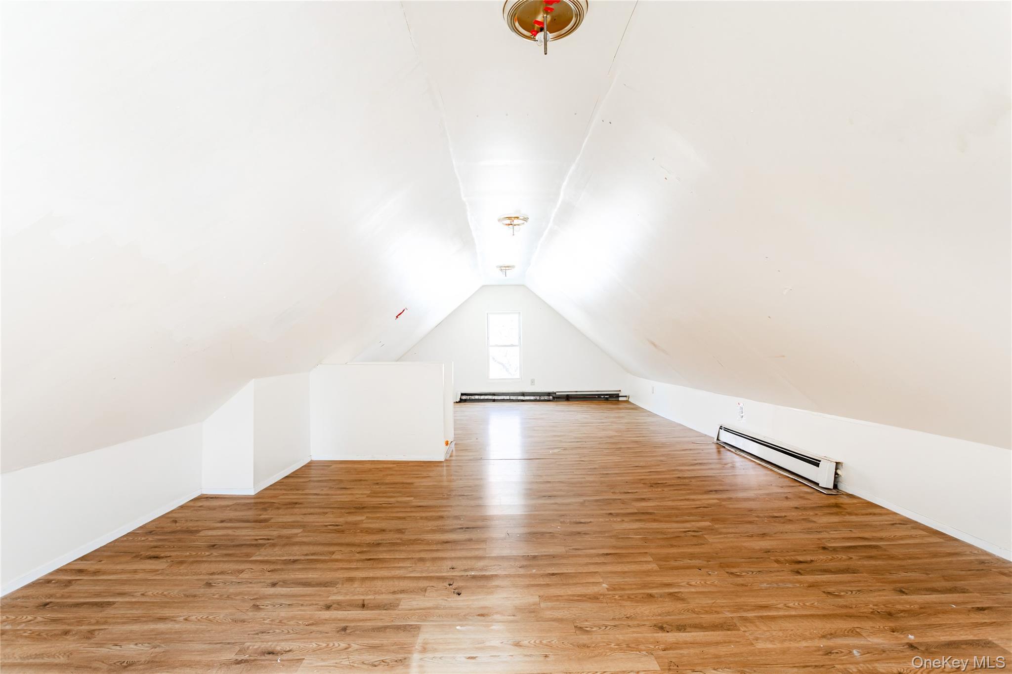 Single Family Roff  Staten Island, NY 10304, MLS-960280-17