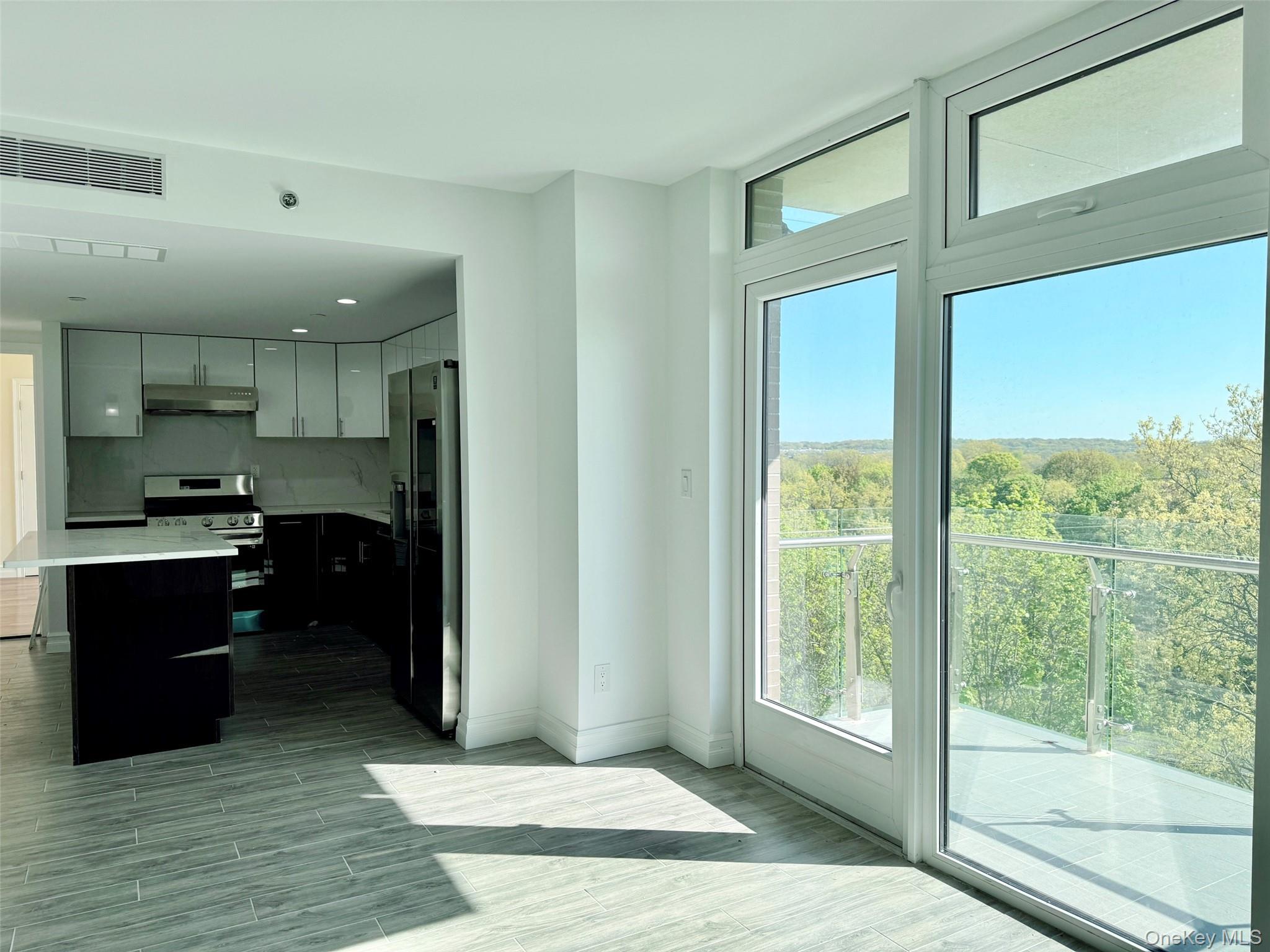 Condo Austin St,  Unit 7h  Queens, NY 11374, MLS-960285-5