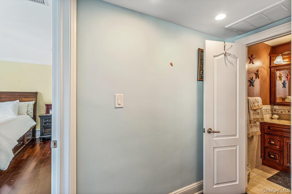 Coop 162nd Queens, NY 11357, MLS-960289-14