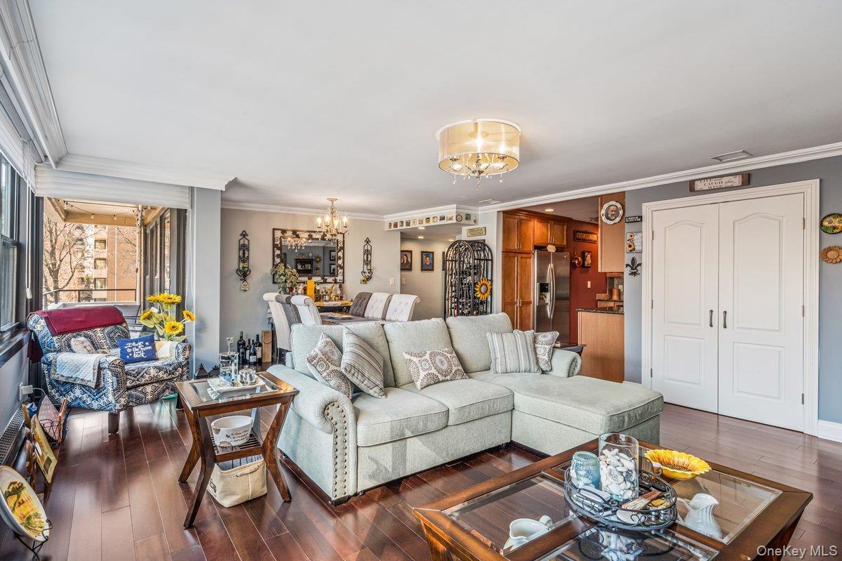 Coop 162nd Queens, NY 11357, MLS-960289-3