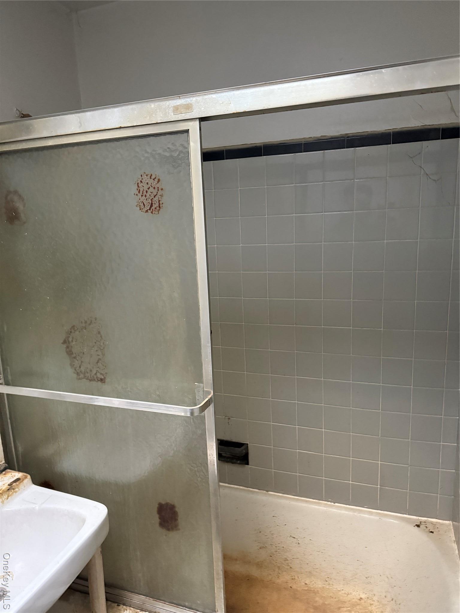 Single Family 215th  Queens, NY 11361, MLS-960301-16