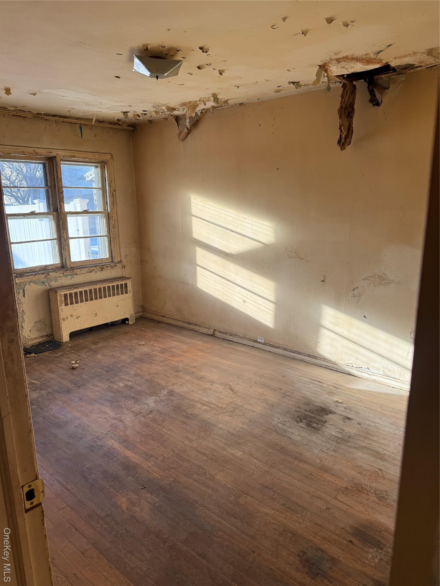 Single Family 215th  Queens, NY 11361, MLS-960301-19