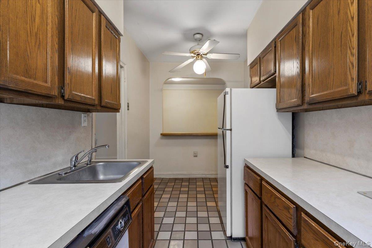 Coop 76th  Queens, NY 11375, MLS-960315-15