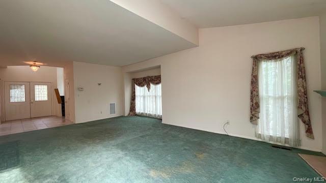 Condo Willow Ridge Suffolk County, NY 11787, MLS-960338-18