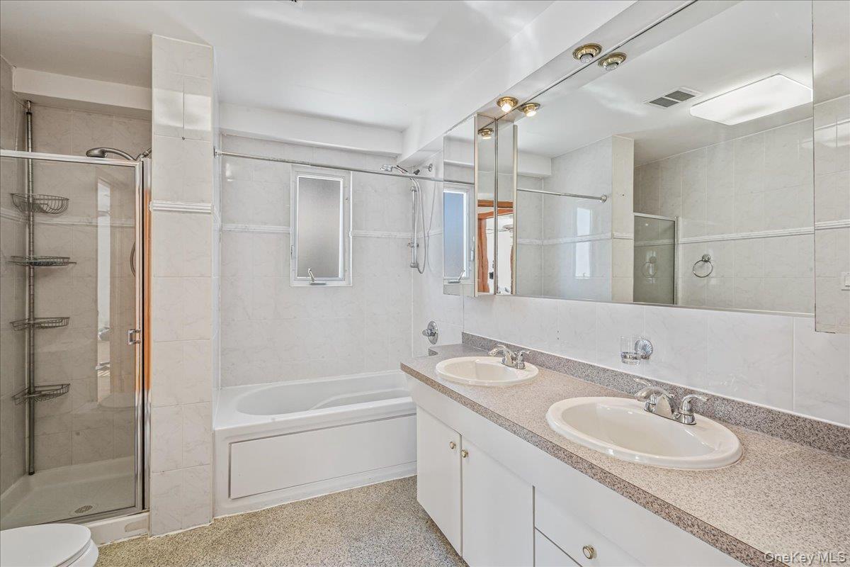 Single Family 9th  Queens, NY 11357, MLS-960348-15