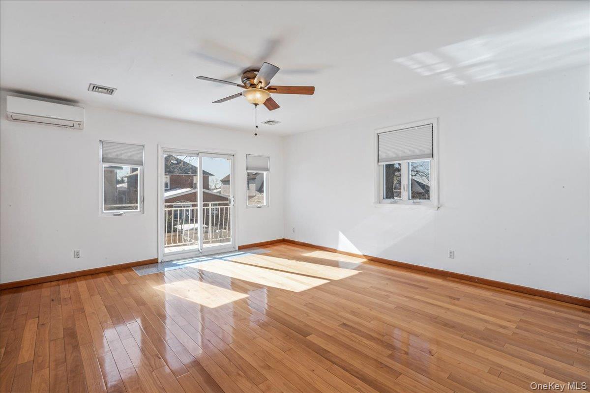 Single Family 9th  Queens, NY 11357, MLS-960348-23