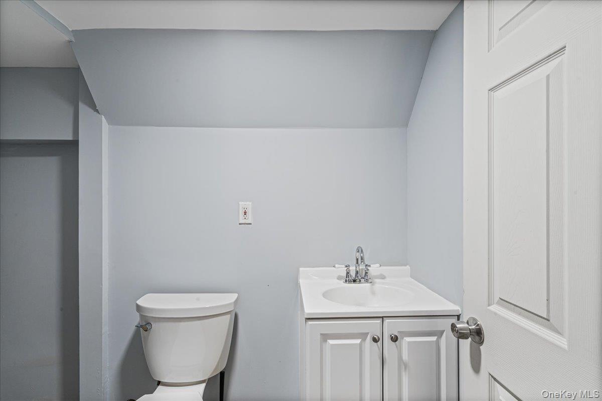 Single Family 9th  Queens, NY 11357, MLS-960348-39