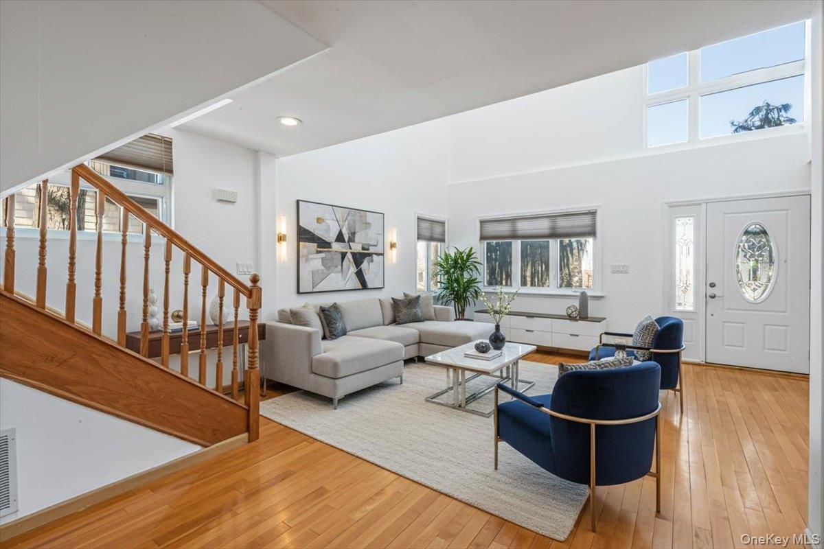 Single Family 9th  Queens, NY 11357, MLS-960348-5