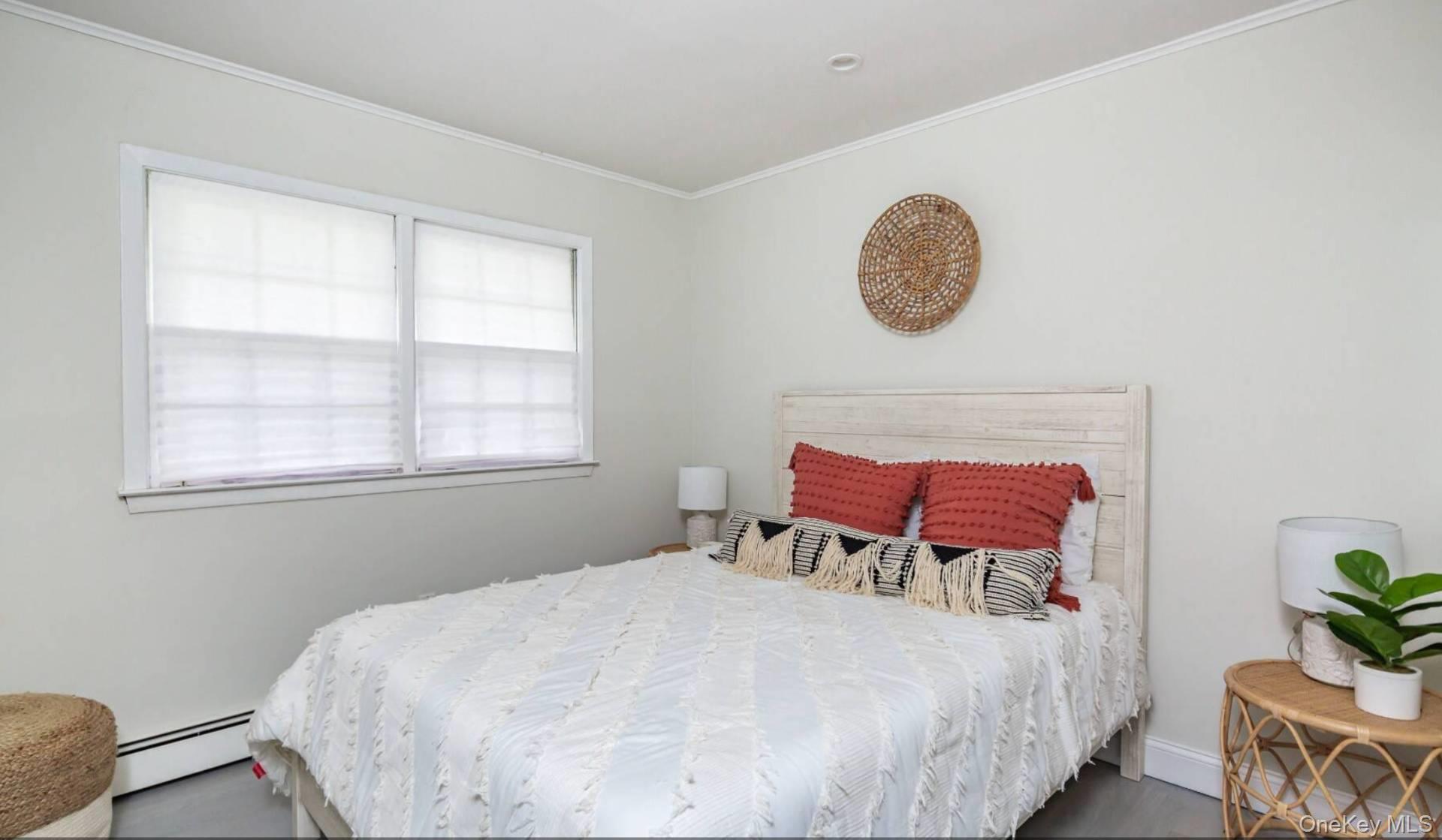 Single Family Sherwood Road Suffolk County, NY 11946, MLS-960350-19