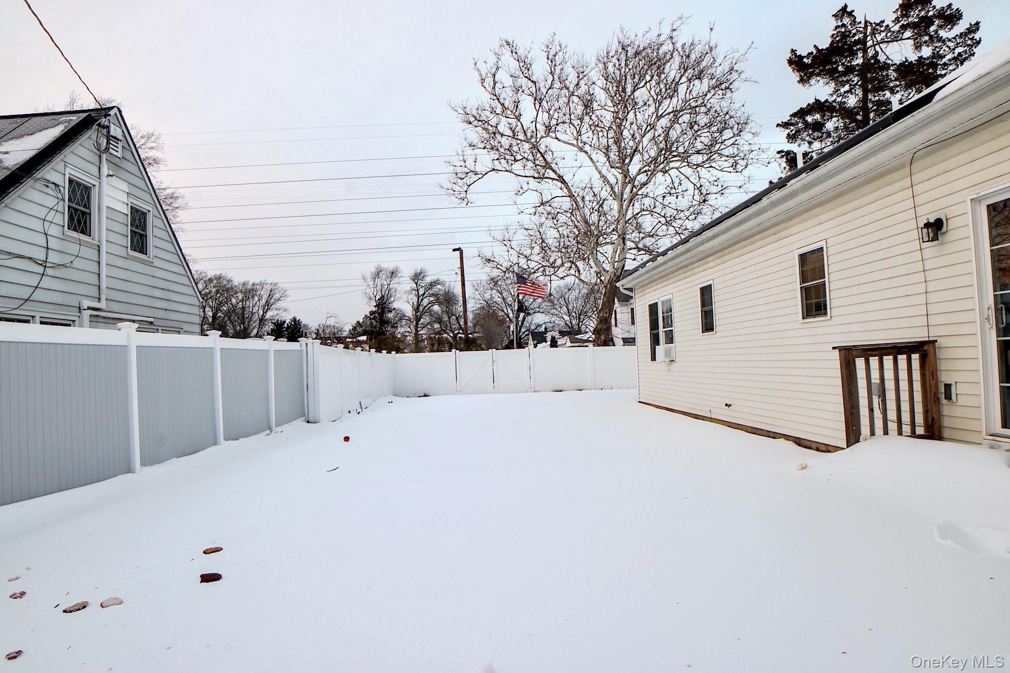 Single Family Bittersweet  Nassau County, NY 11756, MLS-960382-22