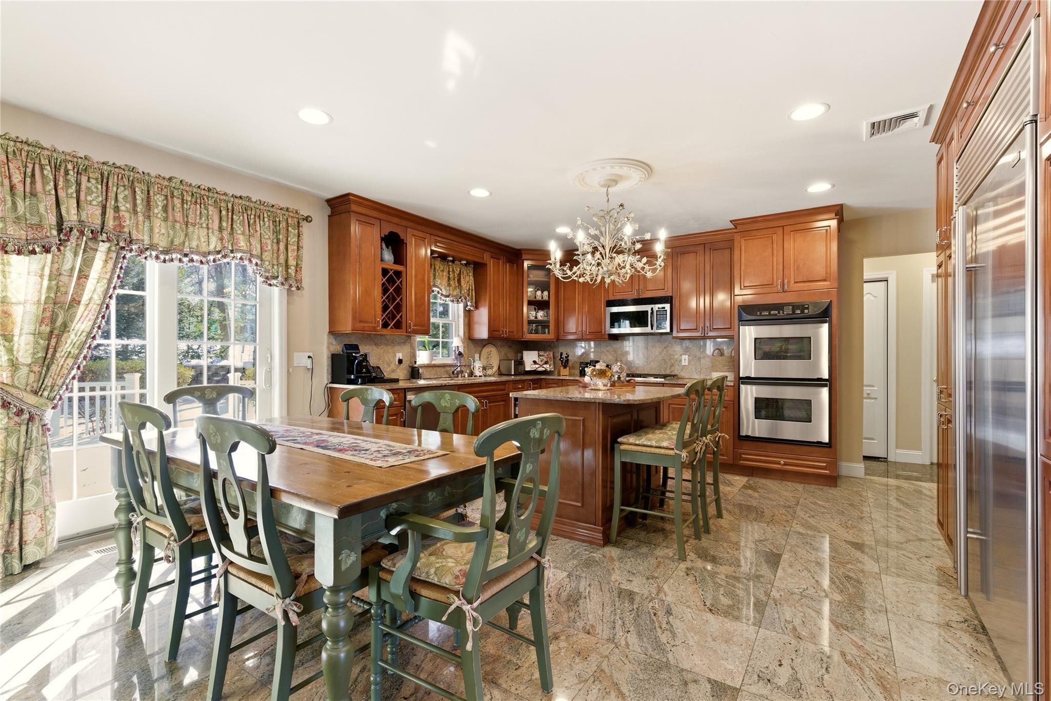 Single Family Peachtree Lane Nassau County, NY 11576, MLS-960397-10