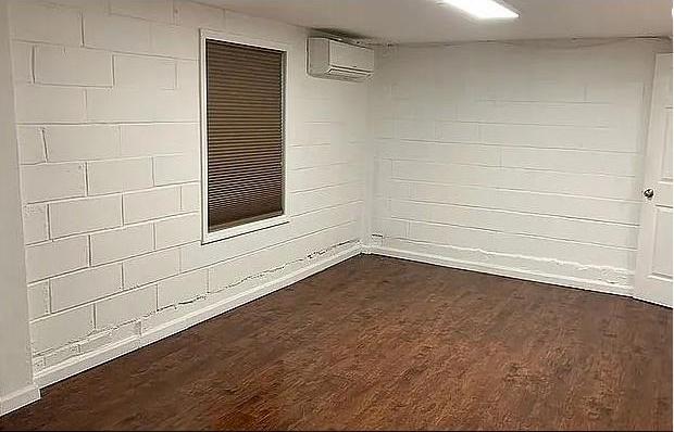 Commercial Lease Humboldt St  Brooklyn, NY 11222, MLS-960449-4