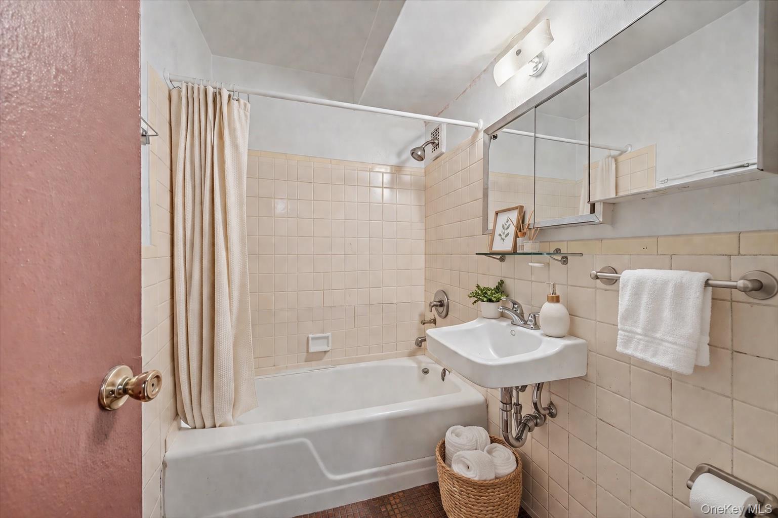 Coop Marion  Bronx, NY 10458, MLS-960464-5