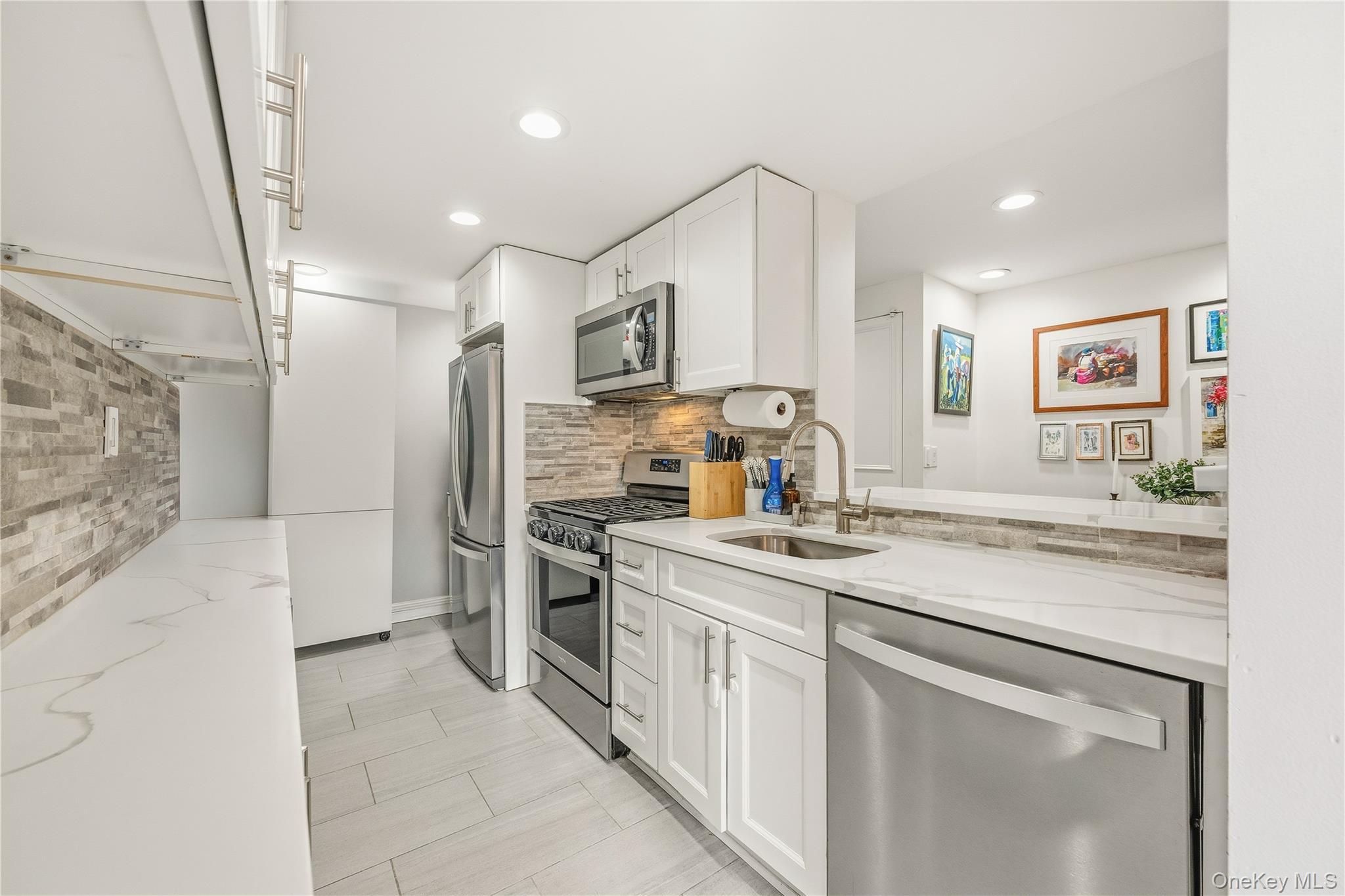 Condo 88th  Manhattan, NY 10128, MLS-960469-5