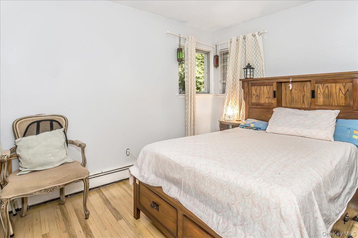 Single Family Unqua  Nassau County, NY 11758, MLS-960504-12