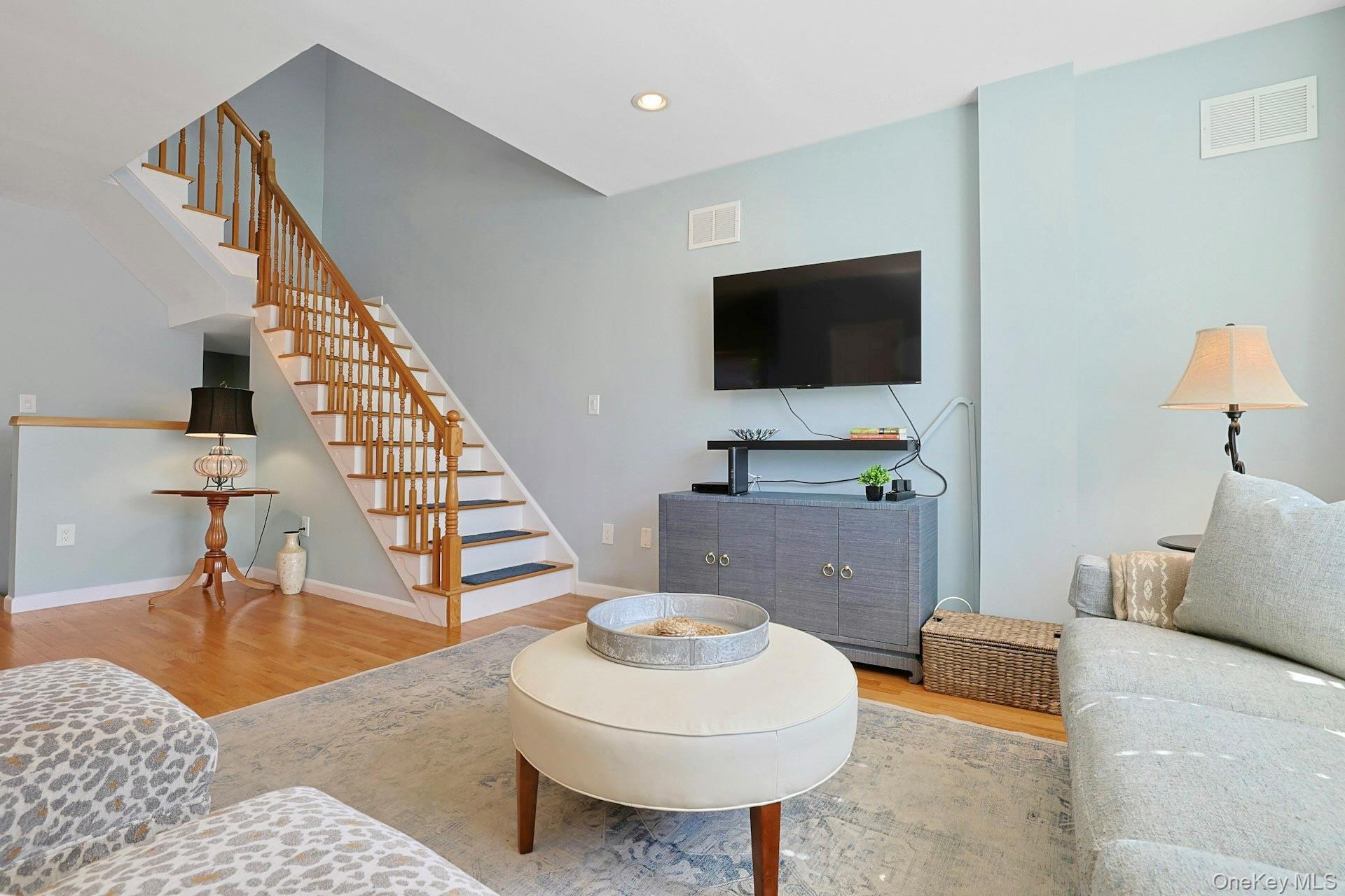 Condo Alexander  Rockland County, NY 10954, MLS-960531-17